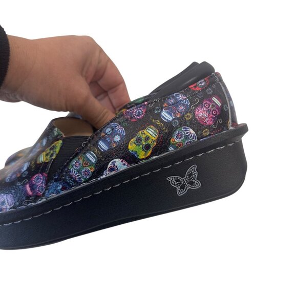 Alegria DEB-484 Womens SZ 38 Slip-On Shoes With Multicolor Sugar Skull Print - Picture 7 of 16
